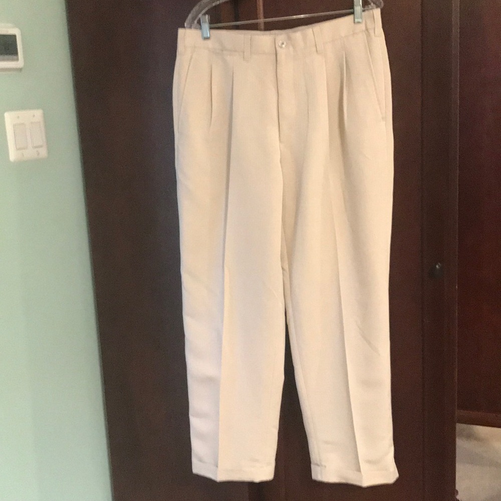 Ping Cream Chinos
